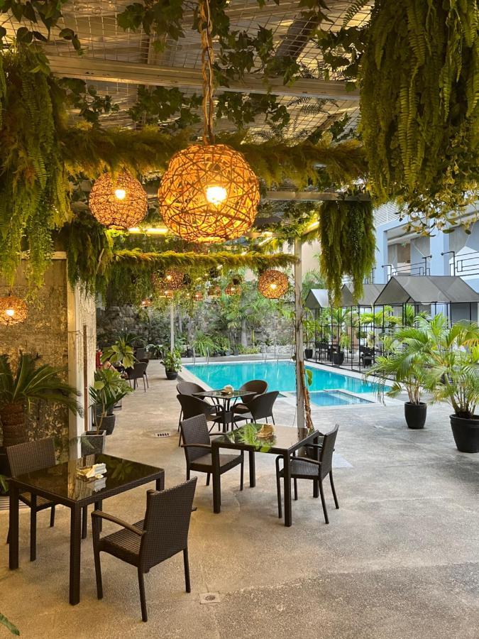 Hotel Halo Angeles City Εξωτερικό φωτογραφία