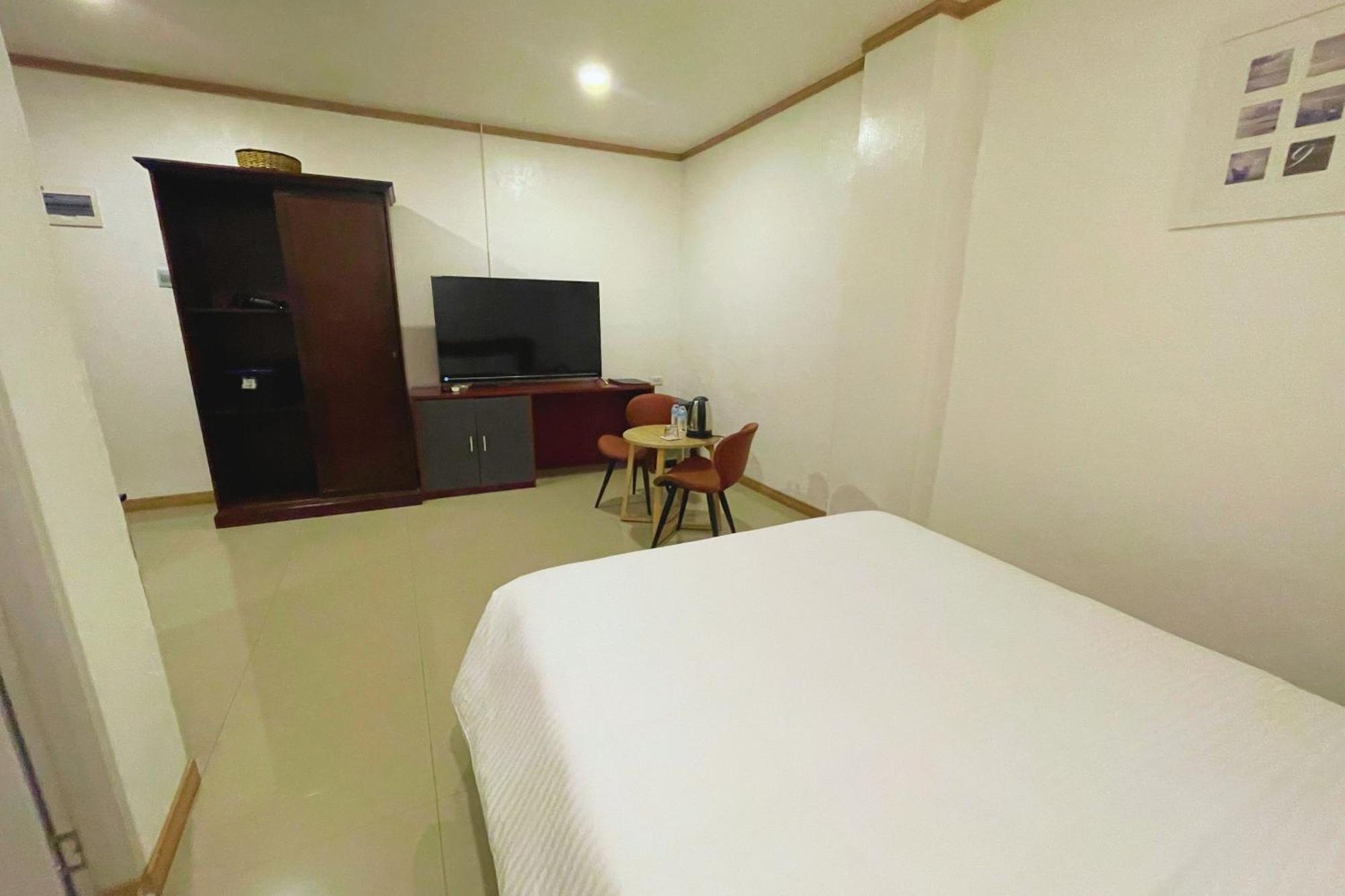 Hotel Halo Angeles City Δωμάτιο φωτογραφία