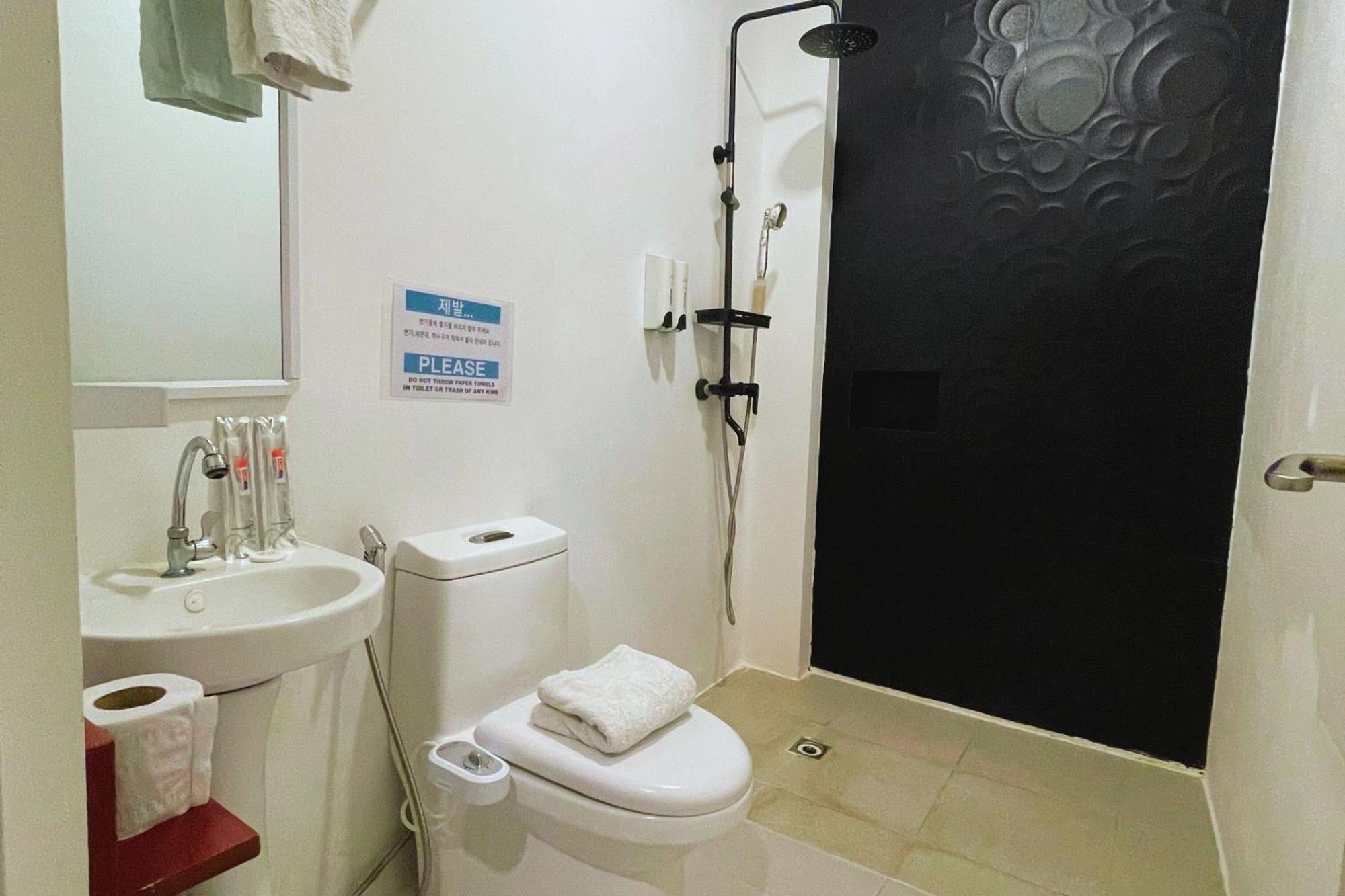 Hotel Halo Angeles City Δωμάτιο φωτογραφία