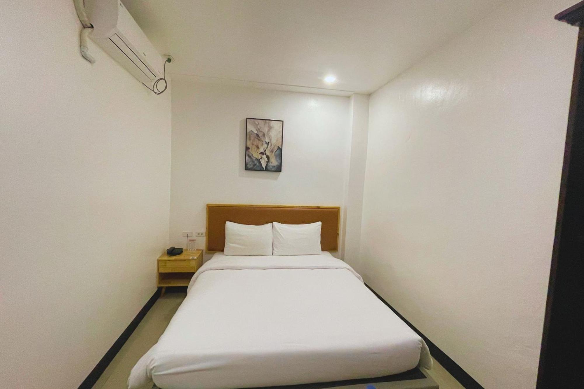 Hotel Halo Angeles City Δωμάτιο φωτογραφία