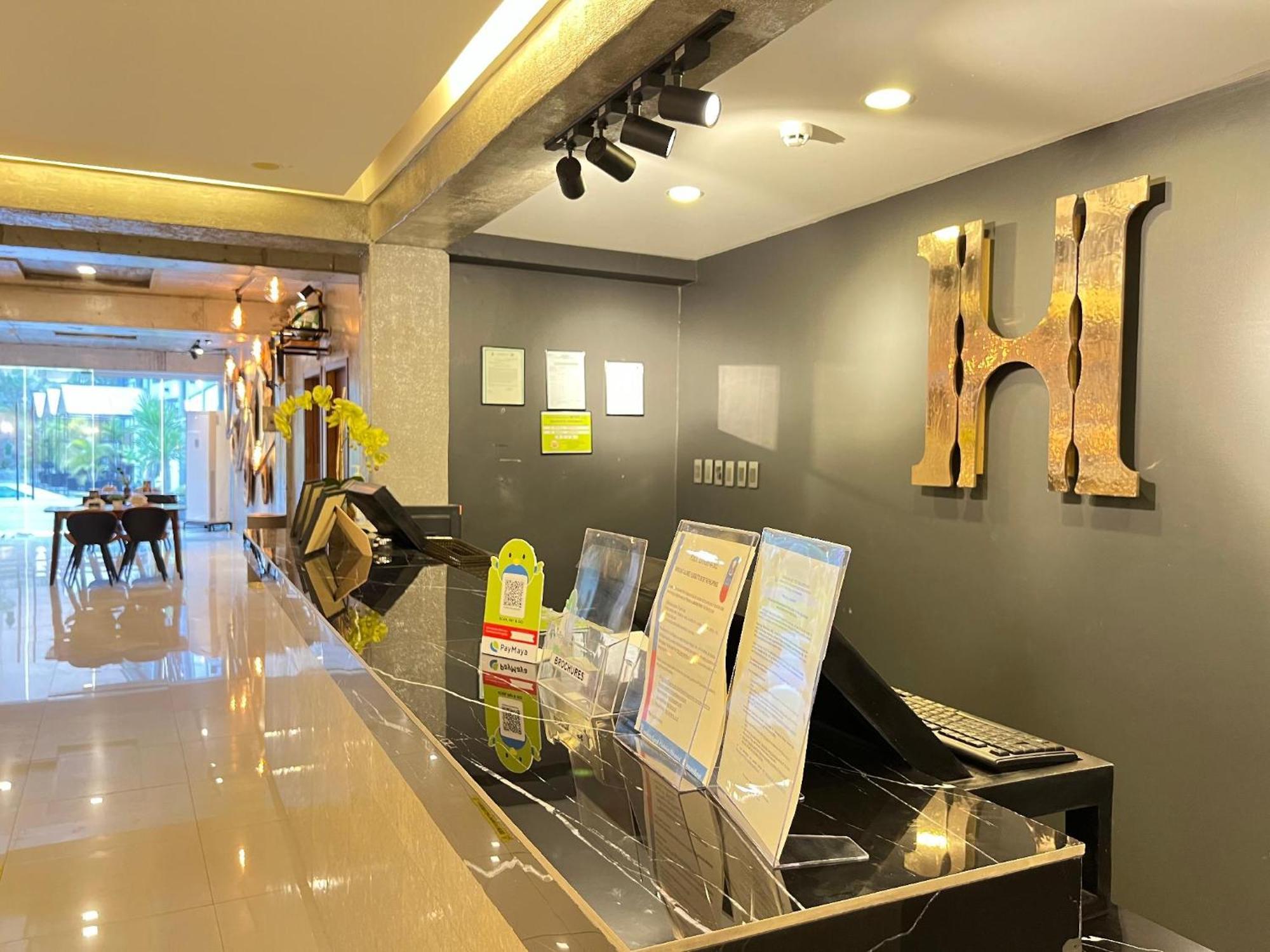 Hotel Halo Angeles City Εξωτερικό φωτογραφία