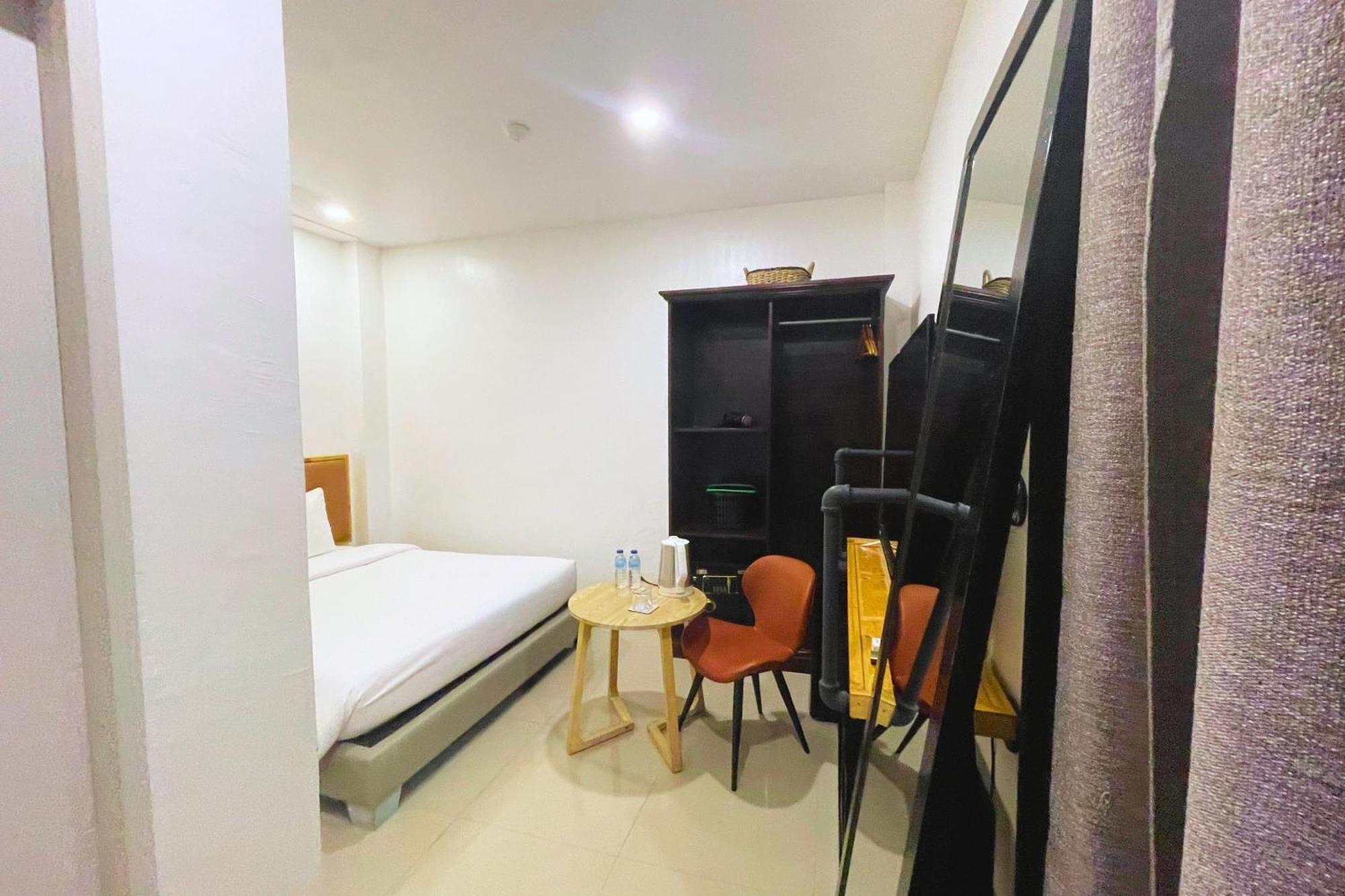 Hotel Halo Angeles City Δωμάτιο φωτογραφία