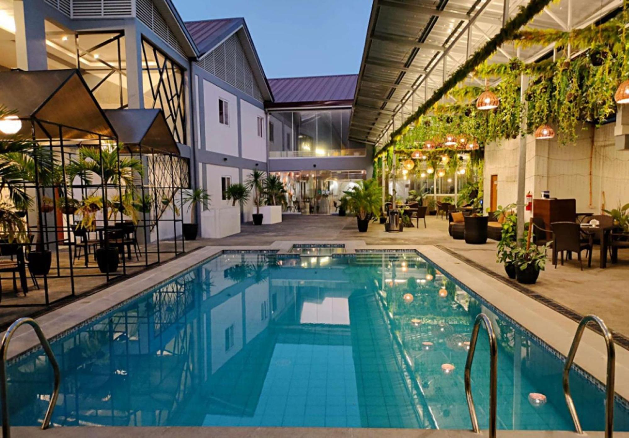Hotel Halo Angeles City Εξωτερικό φωτογραφία